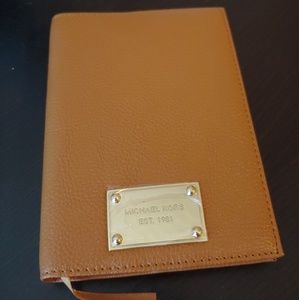 Michael Kors Notebook